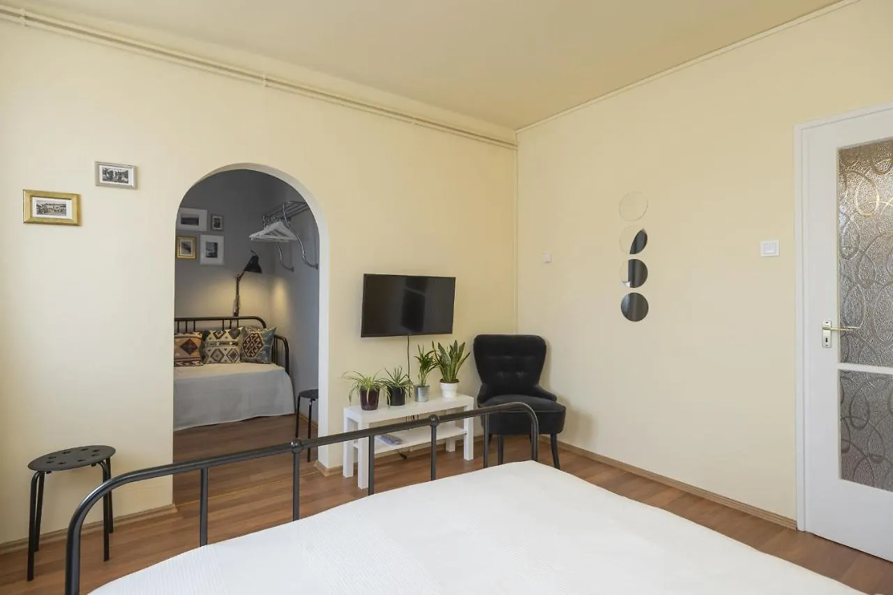 Hosoek Apartman Eger Węgry